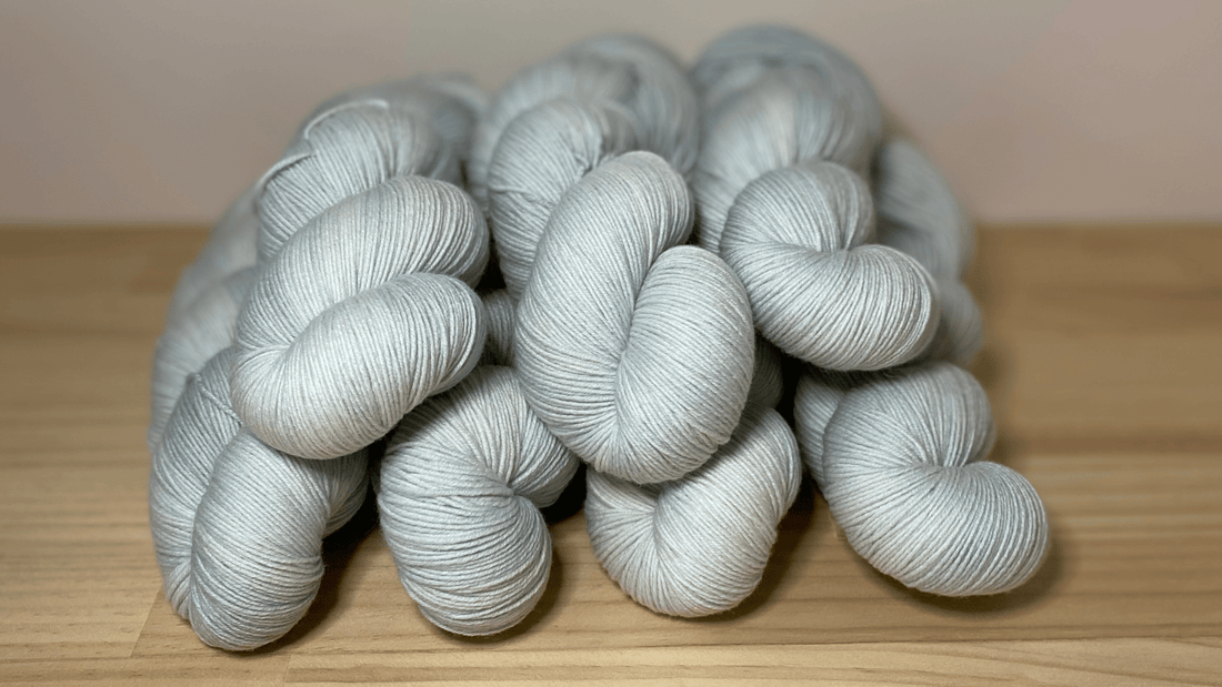 Little Women Inspired Yarn Club: Amy Colourway Reveal